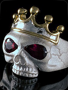 Skull Ring "Queen" (925er Silber/Granat)